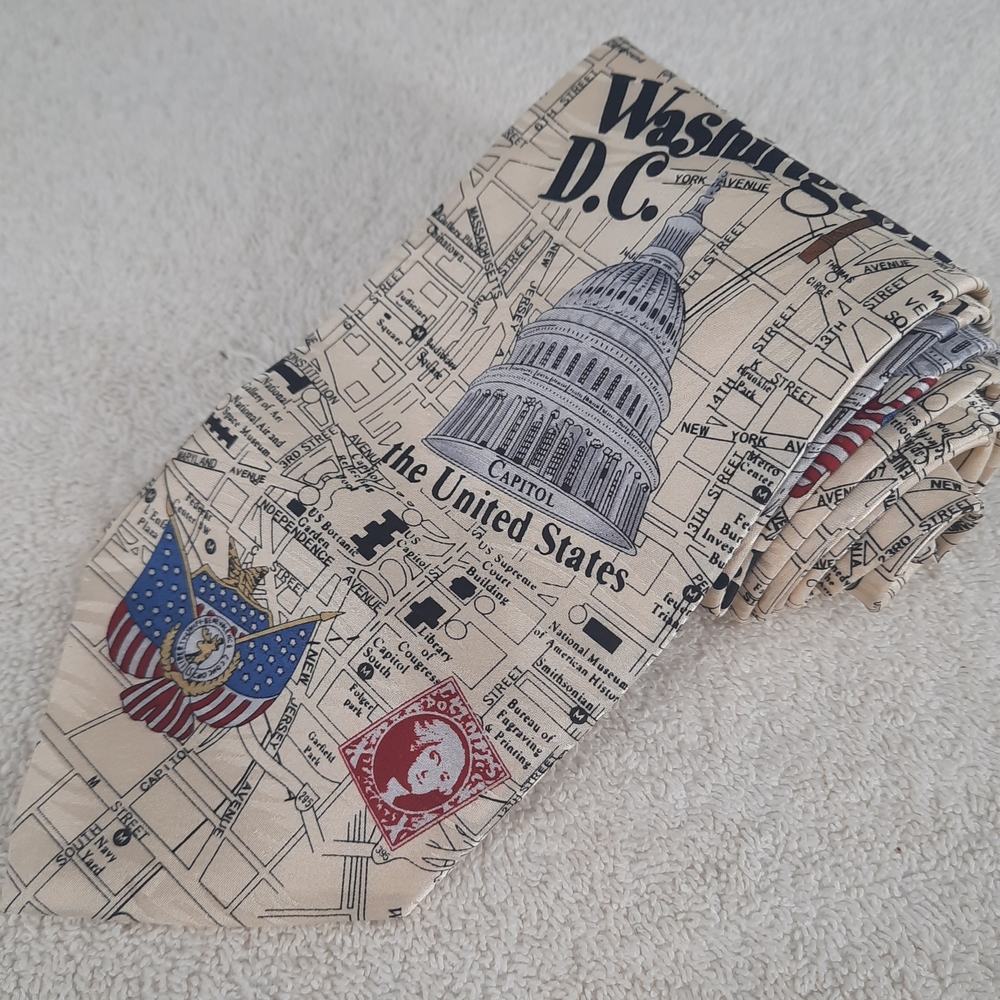 New Museum Artifacts Washington D.C. Themed Silk Men's Tie Made In USA
